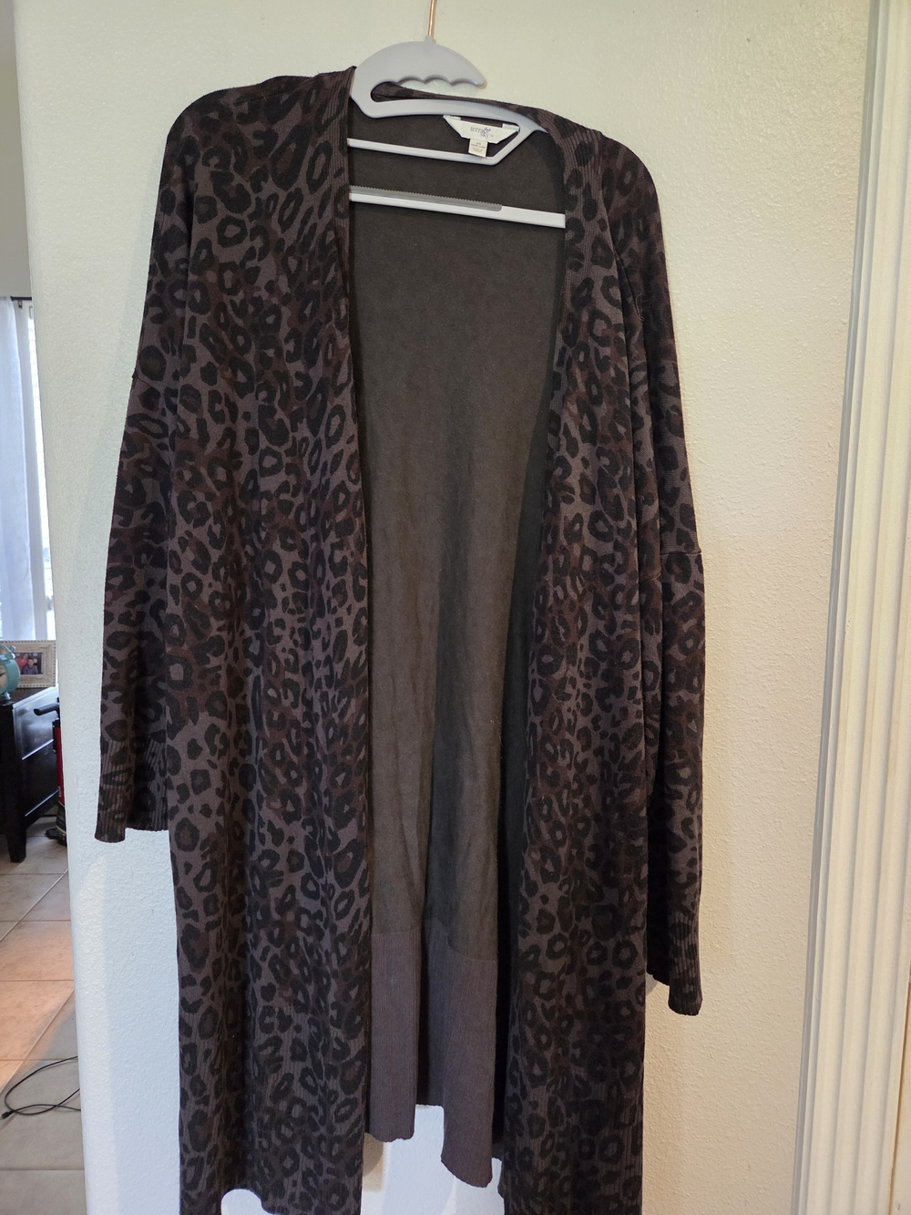 Terra & Sky Brown and Black Leopard Print Open Cardigan